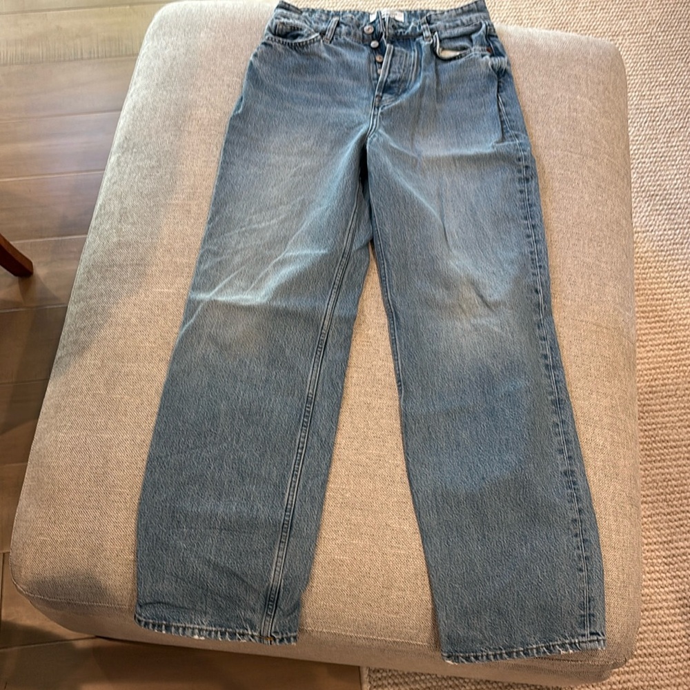 Reformation Women’s Jeans - light wash - size 25